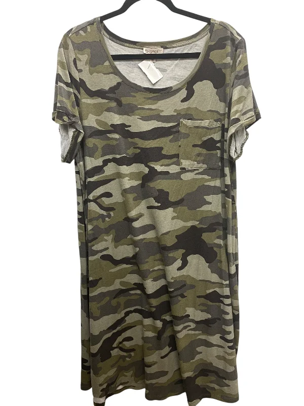 Dress Casual Short By Eliane Rose In Camouflage Print, Size: 1x