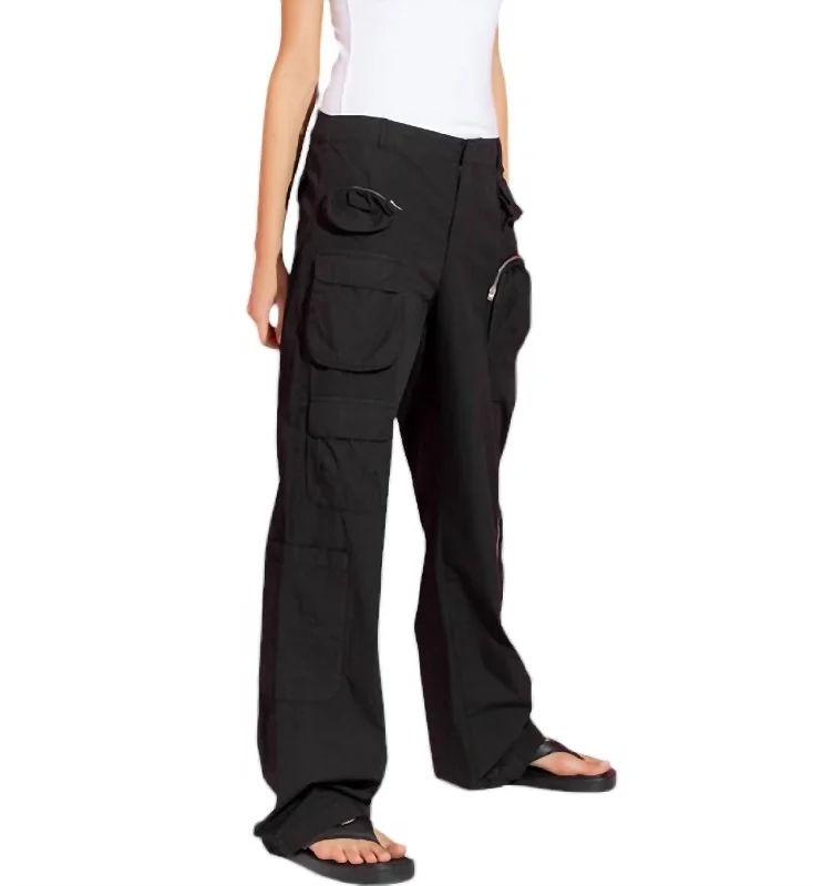 Cargo Pants With Pockets In Black