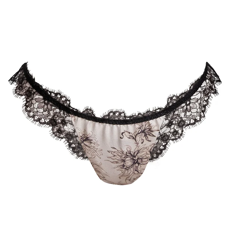 Andres Sarda Wang thong