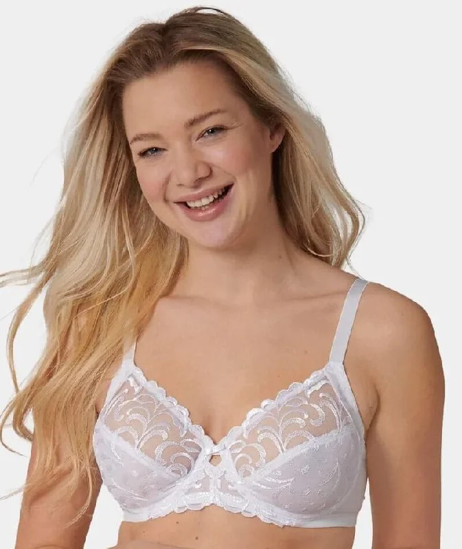 Triumph Modern Finesse Underwire Bra - White